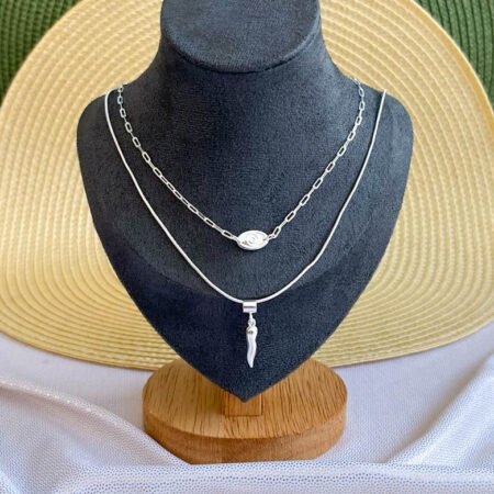 Choker com olho grego + colar com pingente de pimenta - prata